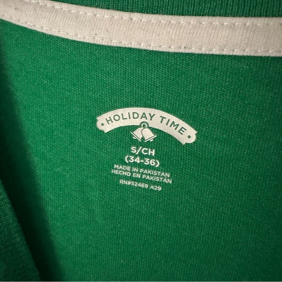 Holiday Times “oh snap” Christmas gingerbread tshirt - Picture 3 of 5